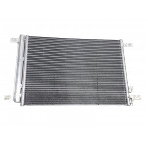 Радіатор кондиціонера AS07614155 на AUDI A3 2012-2016