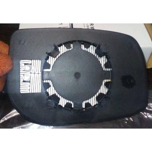 Вкладышь зеркала AS07357005 на TOYOTA AURIS 2010-2012