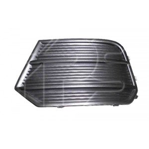 Решітка У Бампері Прав. Чорний. Без Отворів Під Парктронік 15- AS00044968 на AUDI Q3 2011-2018