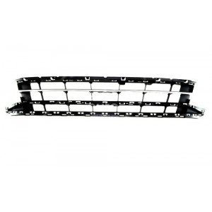 Решетка В Бампере Средняя Черн. С Хром. Молдингом AS07318819 на VOLKSWAGEN PASSAT EUR (B8) 2015-