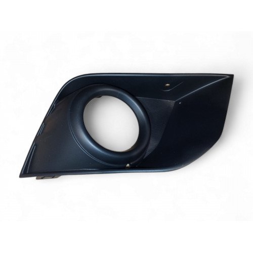 РЕШЕТКА БАМПЕРА ПРАВАЯ AS08139649 на MITSUBISHI ASX 2016-2019