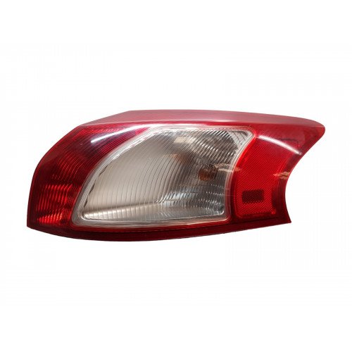 Фонарь задний правый (внешний) AS08139970 на MITSUBISHI LANCER X 2012-2015