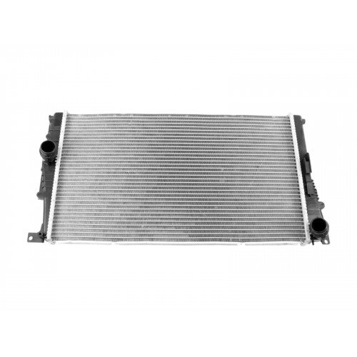 Радиатор охлаждения двигателя AS07334407 на BMW 1 (F20/F21) 2011-2015